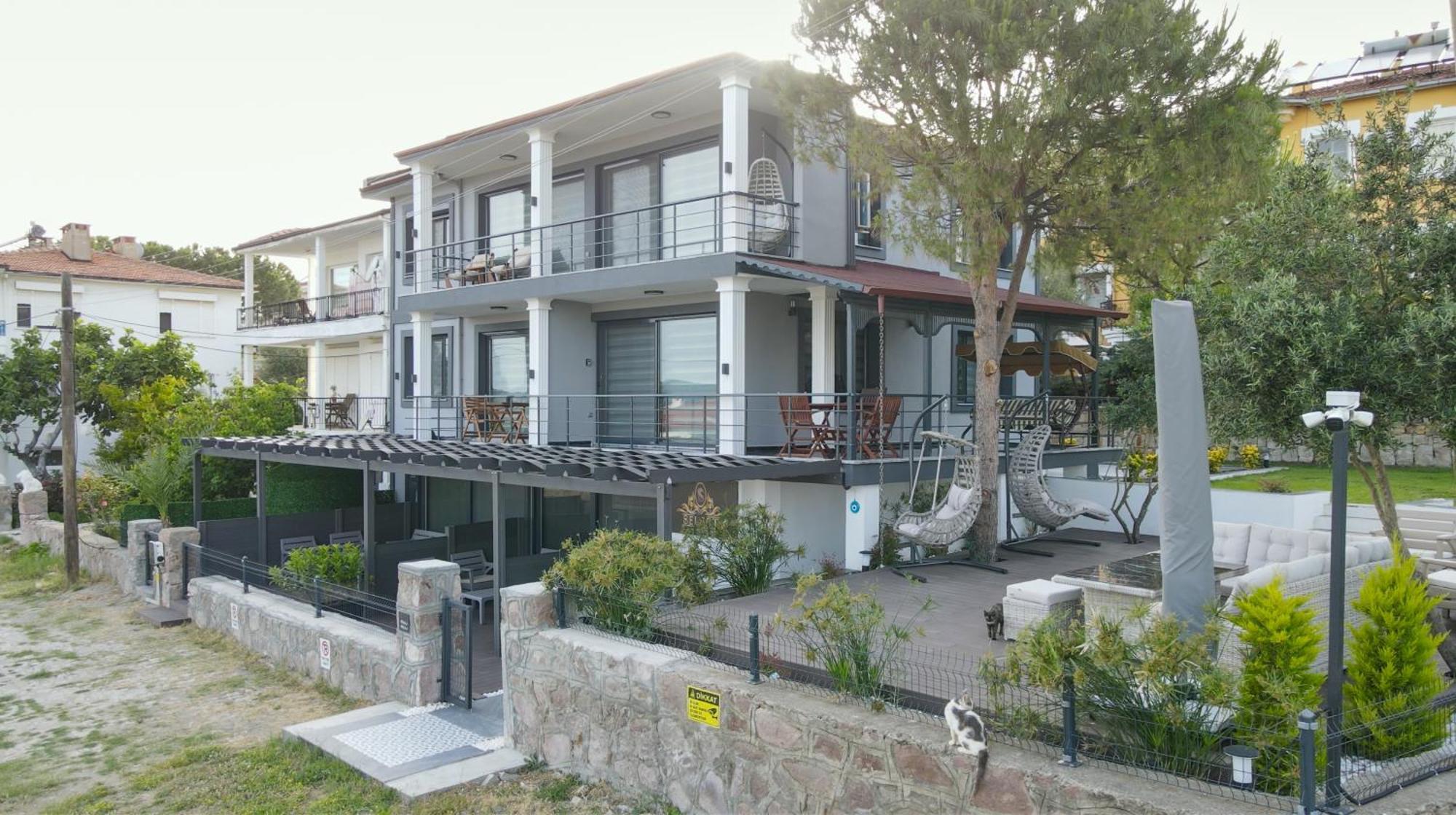 Ayvalı Select Cunda Guest House - Sea View Room With Private Veranda In Cunda Island מראה חיצוני תמונה